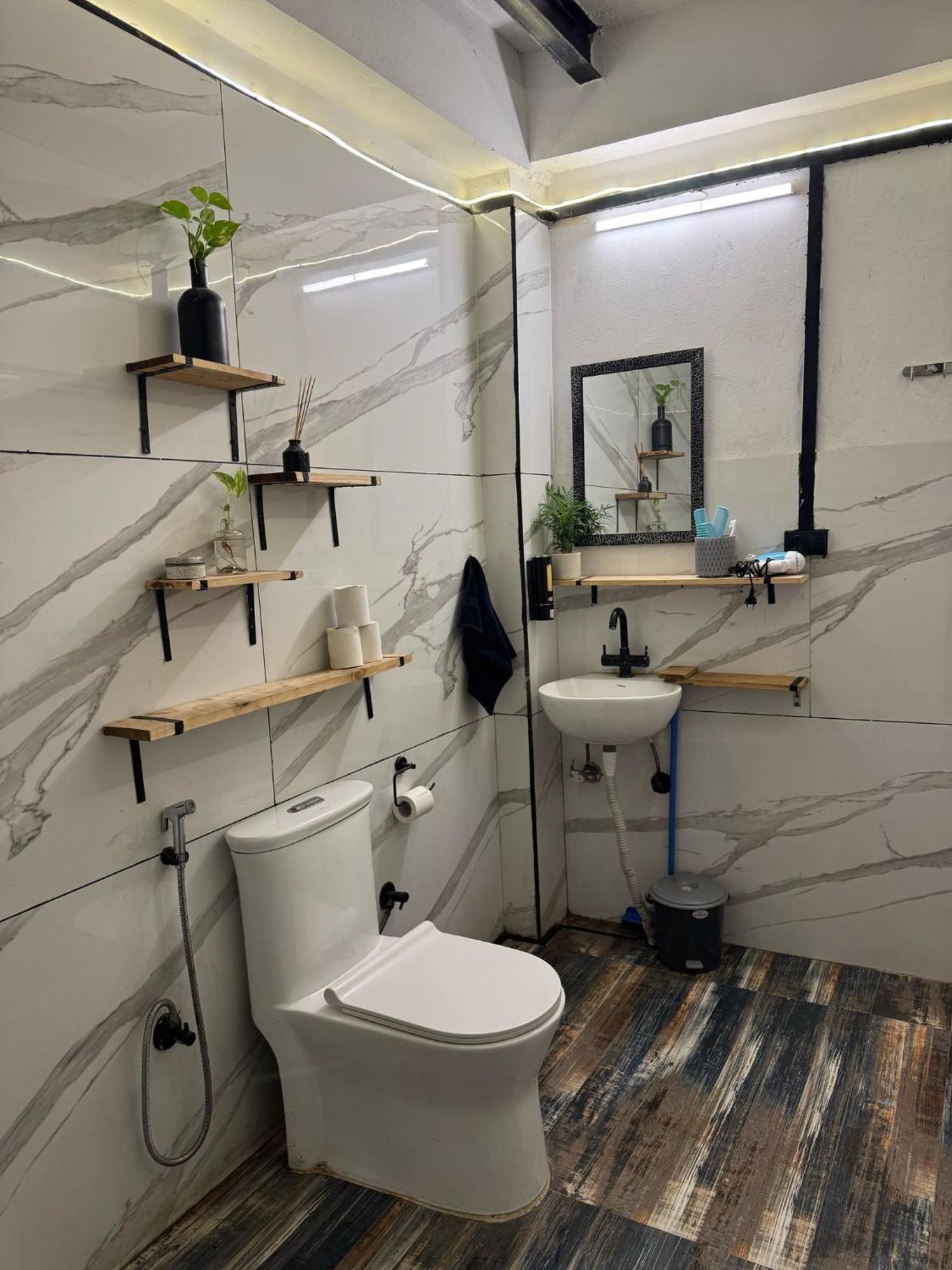 The Nirvana Nest 古尔冈 外观 照片